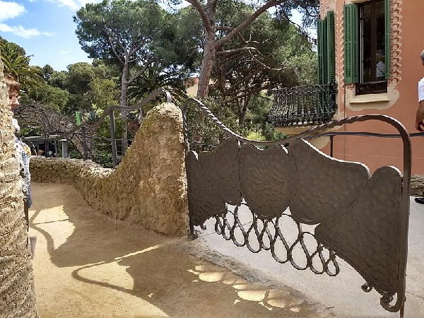Casa-Museo Gaudí espacios