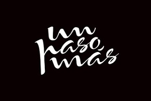Una de las mejores zapaterías de Barcelona es Un Paso Más, logo