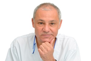 Uno de los mejores cirujanos abdominales de Barcelona es Dr. Manuel Prados Guzmán