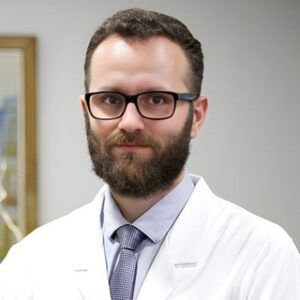 Dr. César Ginestà