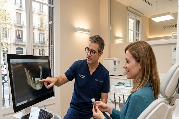 Las 10 mejores clínicas de implantes dentales en Barcelona